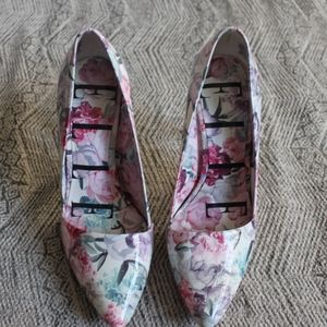 Elle Spring Floral Pumps